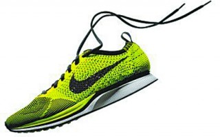 flyknit的足球鞋防水吗，耐克flyknit足球鞋